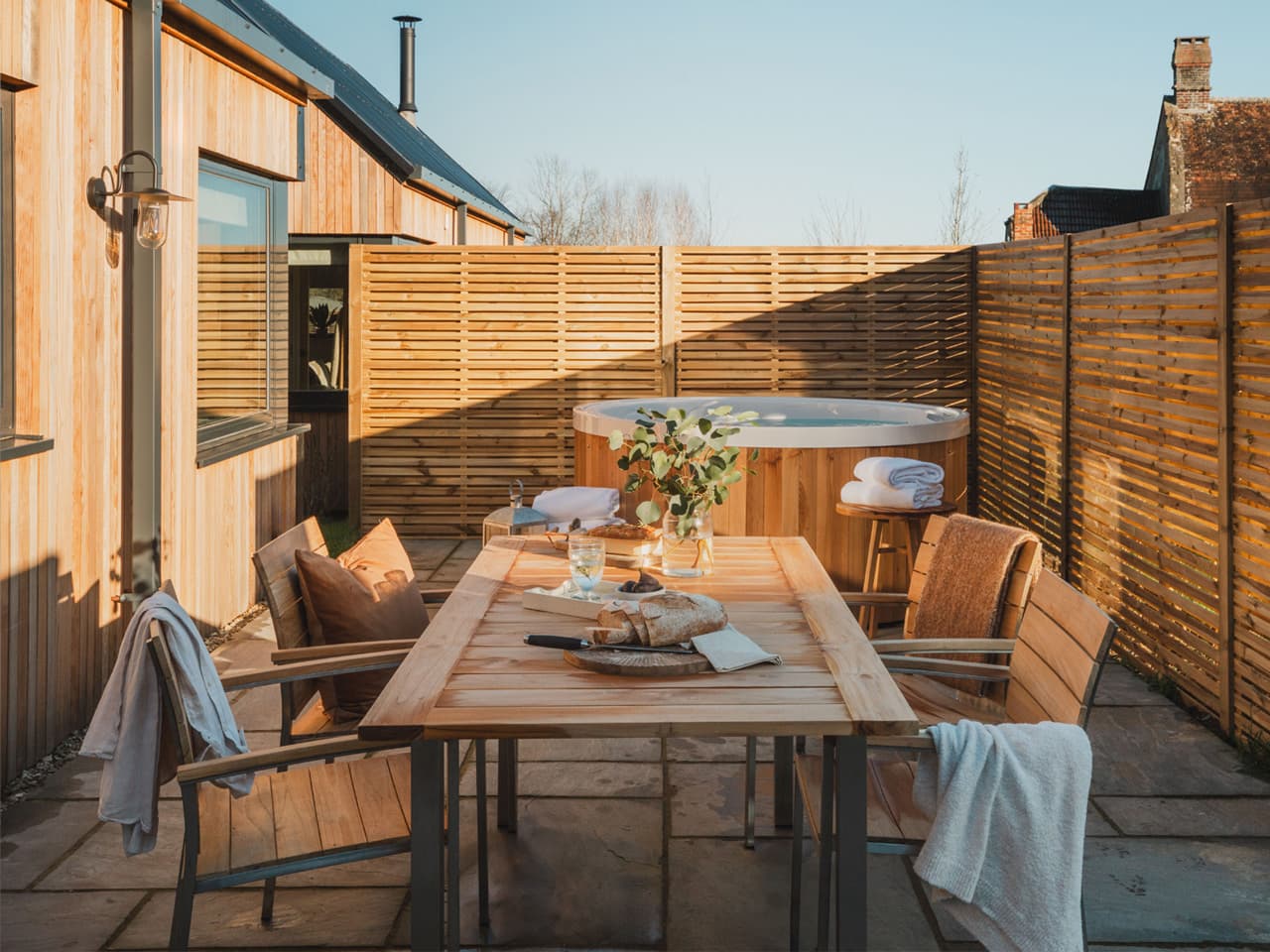 The hot tub at Adam barn, Longstones Avebury