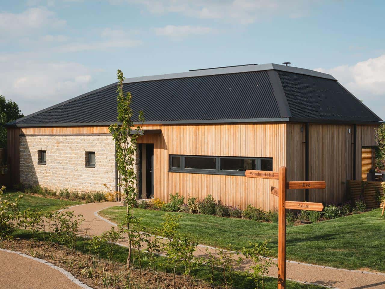 Exterior of Horslip barn