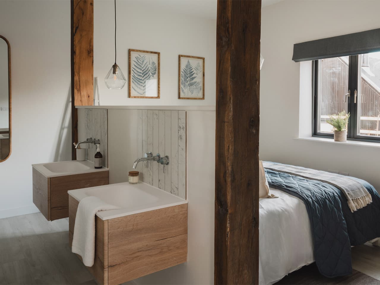 bedroom at Kennet barn