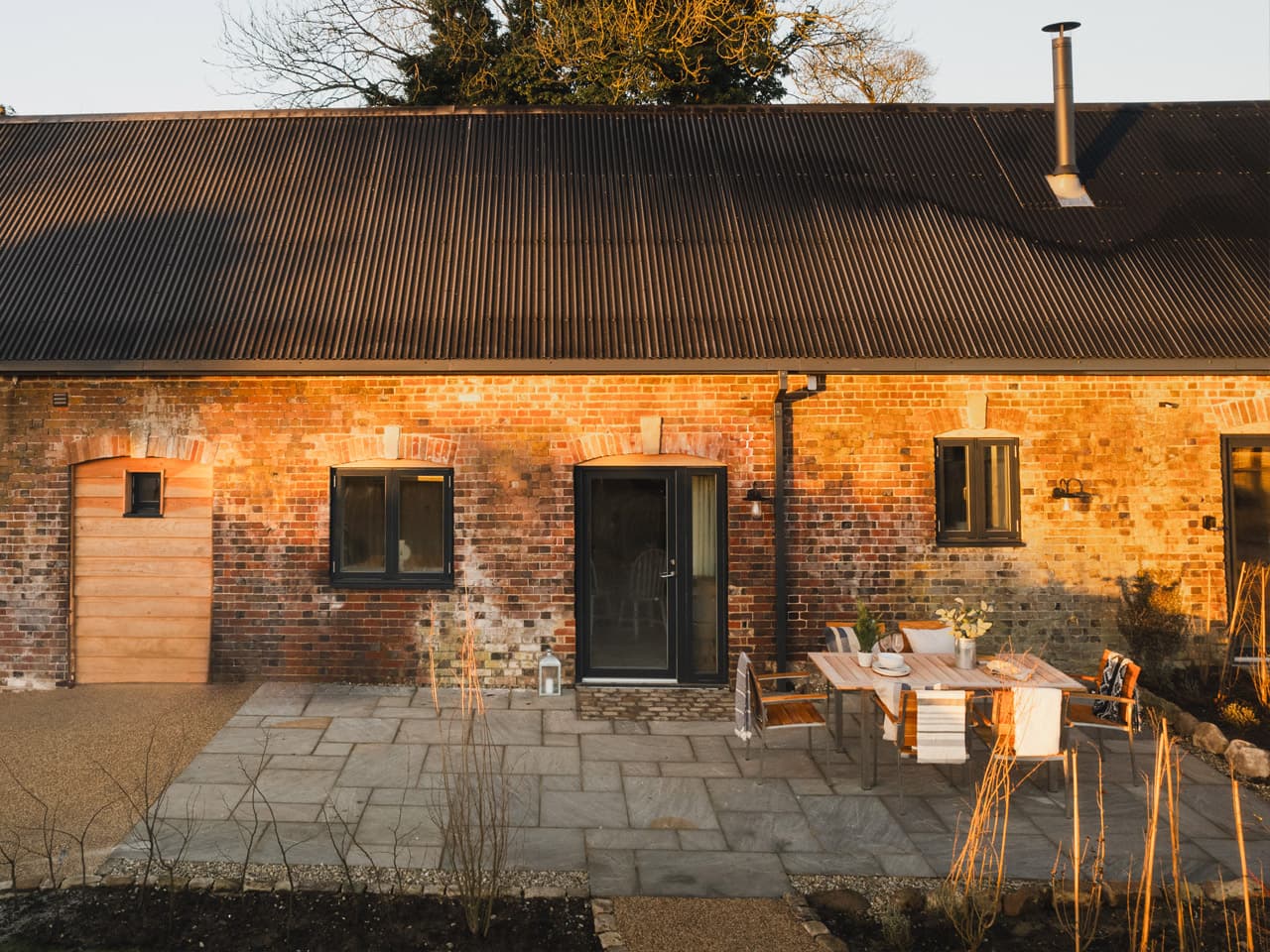 Outside space at Ridgeway barn
