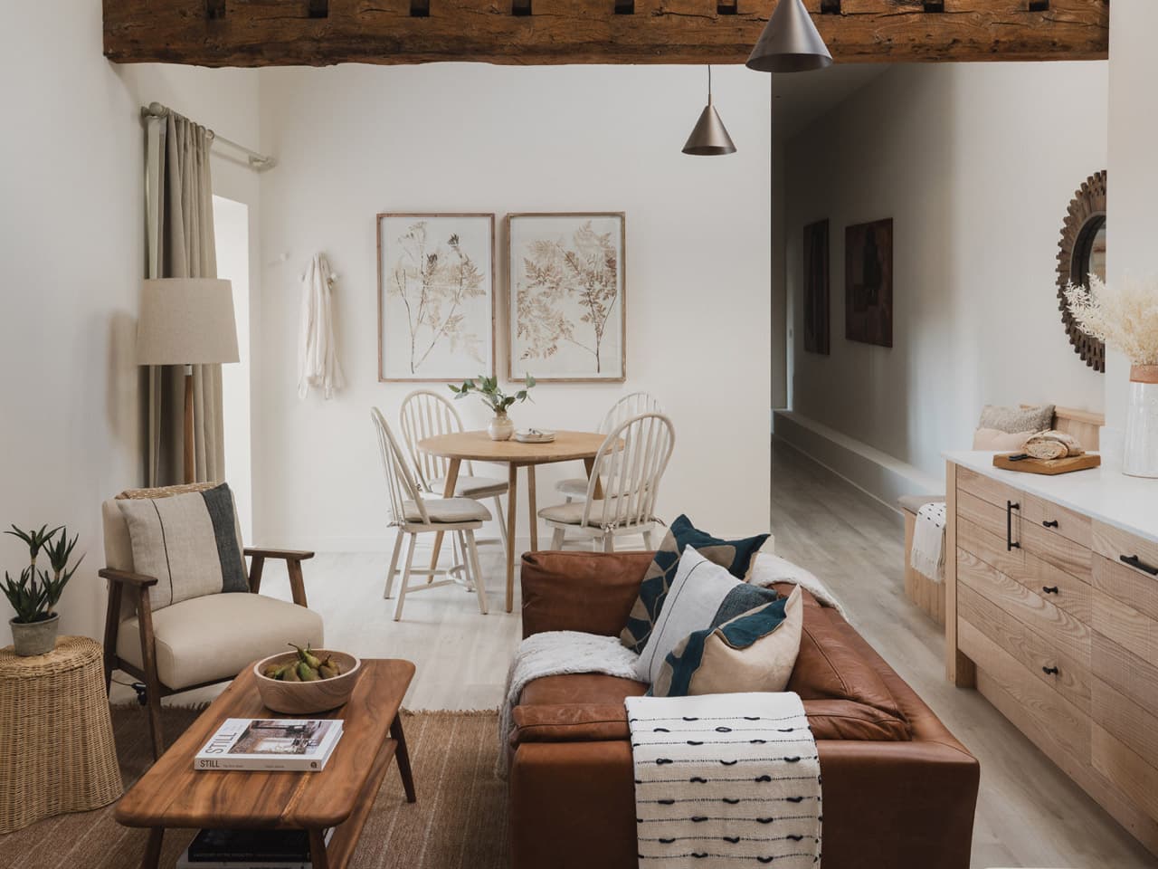 Living space at Ridgeway barn